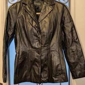 Danier Women's Sleek Black Leather Jacket